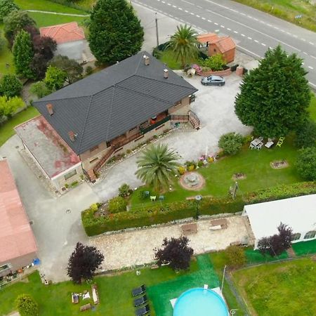 Casa Madrazo Con Piscina Y Parrillas Praves Bagian luar foto