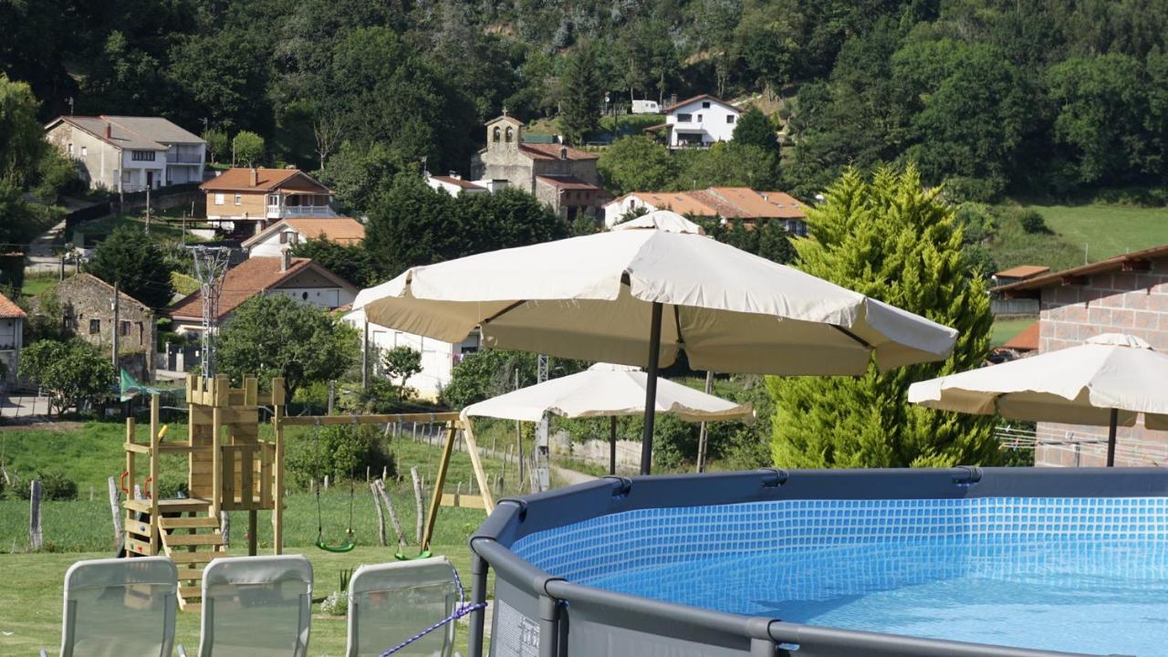 Casa Madrazo Con Piscina Y Parrillas Praves Bagian luar foto