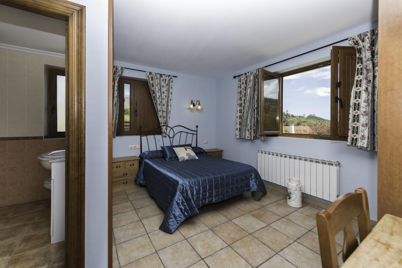 Casa Madrazo Con Piscina Y Parrillas Praves Bagian luar foto