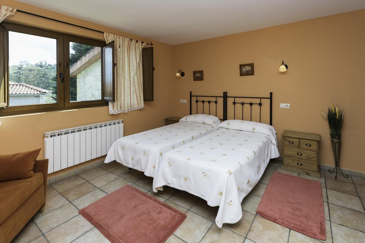 Casa Madrazo Con Piscina Y Parrillas Praves Bagian luar foto
