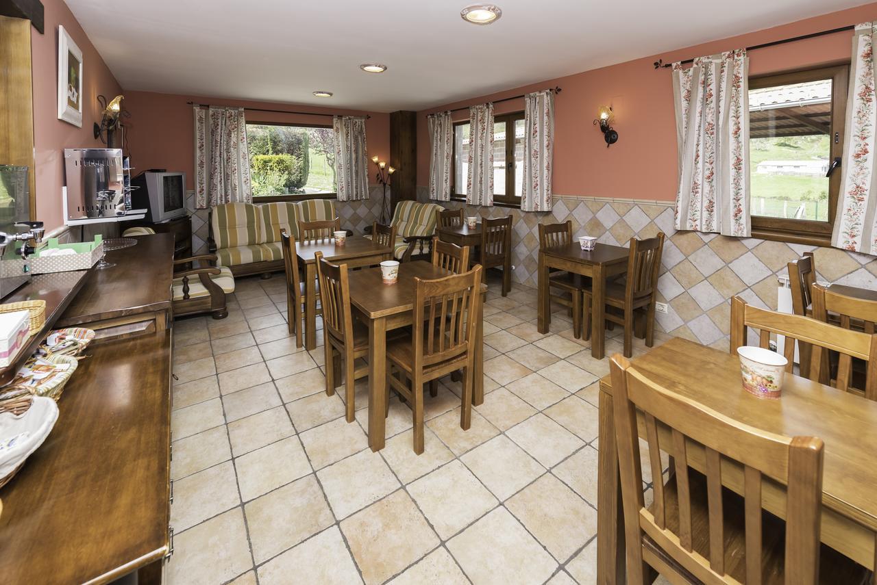 Casa Madrazo Con Piscina Y Parrillas Praves Bagian luar foto